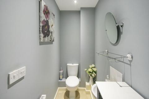 8 Walter Tull Way, Folkestone, CT19 5UN