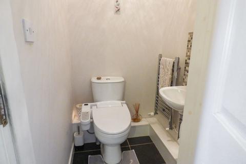 41 Broadway, Whickham, Newcastle Upon Tyne, NE16 5RD