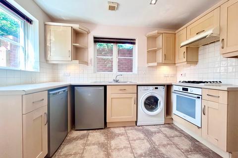 3 bedroom terraced house to rent, Old Gloucester Road, Cheltenham GL51