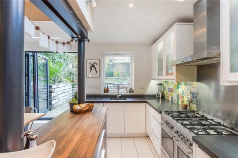 1 Waldeck Grove, London, SE27 0BE