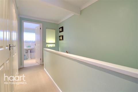 42 Leopard Drive, Pennyland, Milton Keynes, MK15 8AD