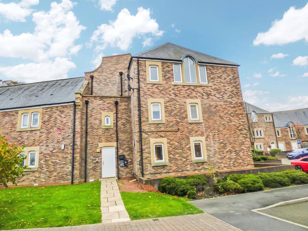 Mansion Heights, Whickham, Gateshead, Tyne & Wear, NE11 9DL 2 bed flat