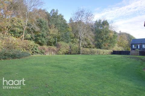 21 Keller Close, Stevenage, SG2 8BJ