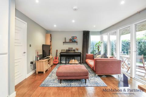 undefined, Brandon Street, Walworth, London, SE17