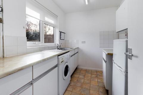 20 Chalklands, Linton, Cambridge, CB21 4JH