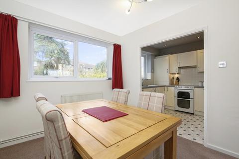63 Oakways, Eltham, London, SE9 2NZ