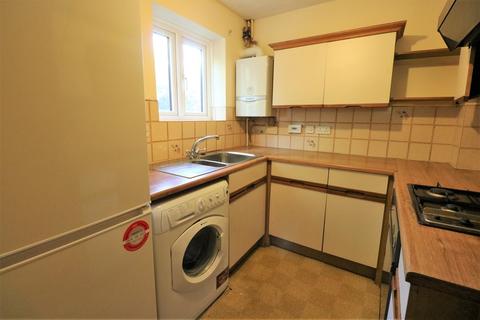 14 Selsdon Crescent, South Croydon, CR2 8NA