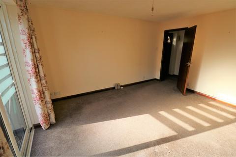 14 Selsdon Crescent, South Croydon, CR2 8NA