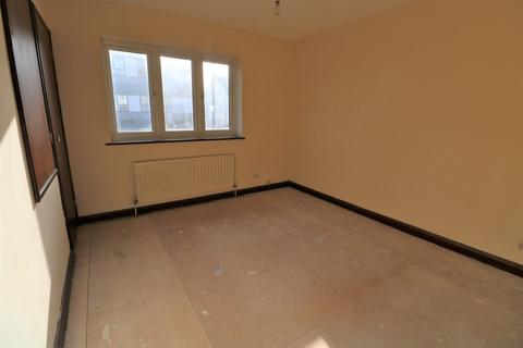 14 Selsdon Crescent, South Croydon, CR2 8NA