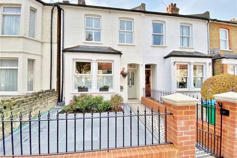 5 Colonial Avenue, Twickenham, TW2 7EE