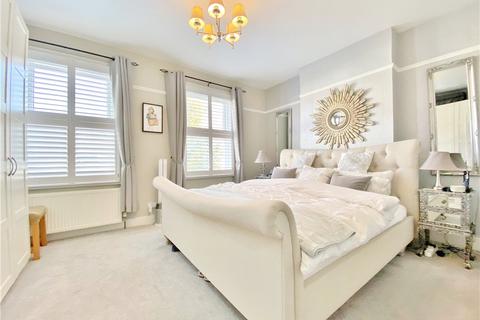 5 Colonial Avenue, Twickenham, TW2 7EE