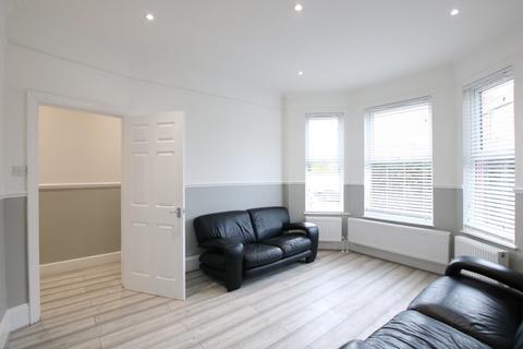 undefined, Temple Road, Cricklewood, NW2