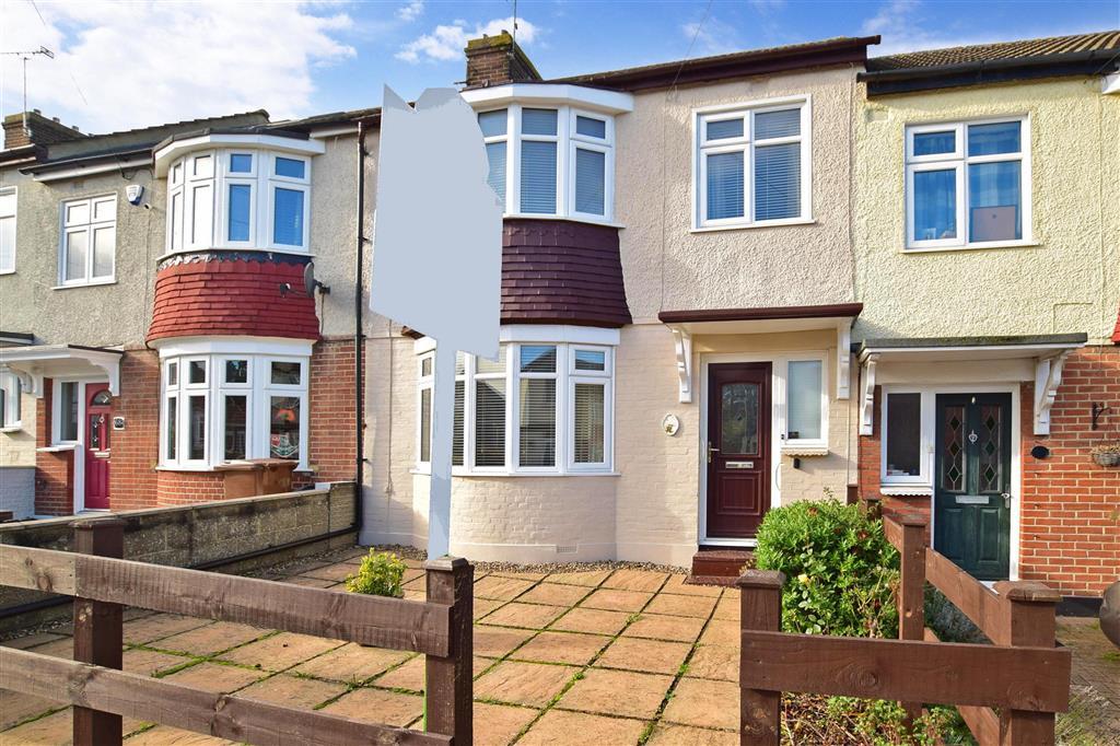 Jackson Avenue, Rochester, Kent 3 bed terraced house £300,000