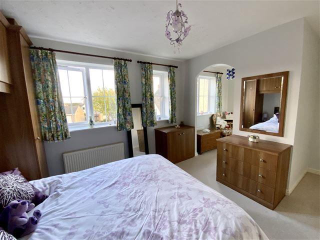 Bedroom with dressing area &amp; en-suite