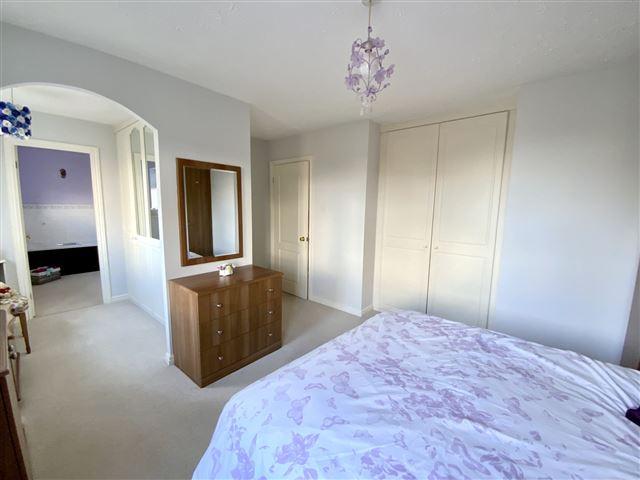 Bedroom with dressing area &amp; en-suite