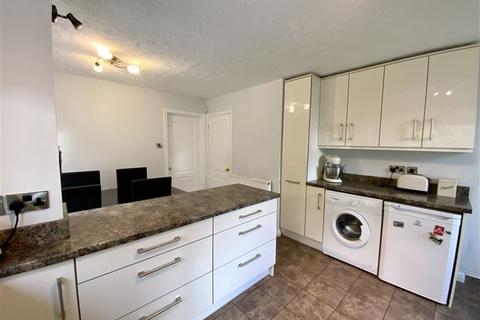 3 Brookhouse Drive, Sheffield, S12 4NQ