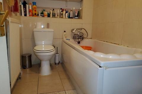 9 Cornwallis Close, Erith, DA8 2PF