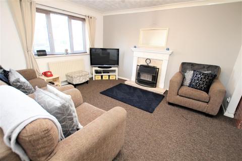 11 Farriers Croft, Bradford, BD2 1ET