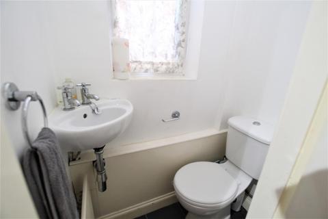 11 Farriers Croft, Bradford, BD2 1ET
