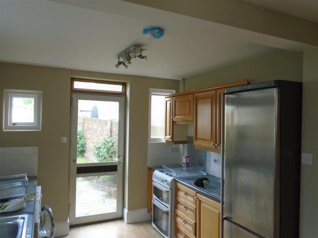 Kitchen.JPG