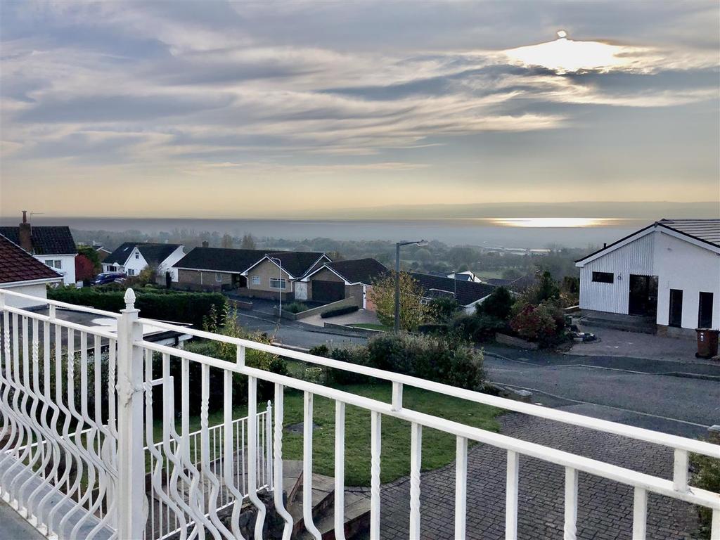 Ferns Close, Heswall, Wirral 3 bed detached bungalow £475,000