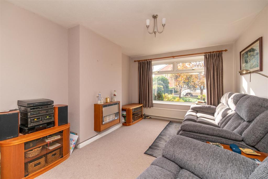 Lounge / Dining Room