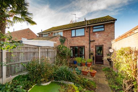 1 Blenheim Close, Ruddington, Nottingham, NG11 6DL