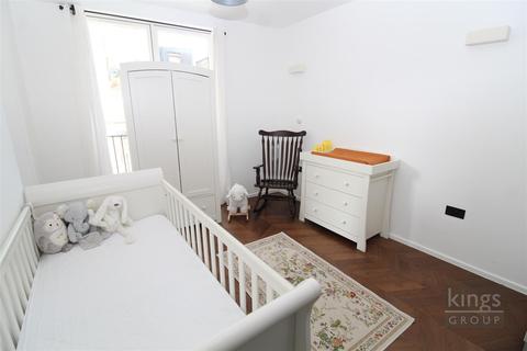 Flat 4, 39 Gransden Avenue, London, E8 3QA
