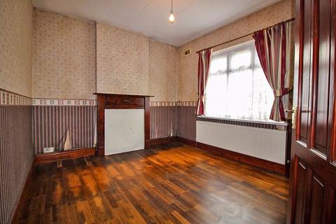 118 Clark Road, Wolverhampton, WV3 9PD