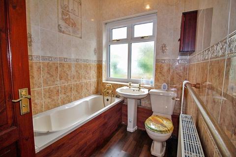 118 Clark Road, Wolverhampton, WV3 9PD