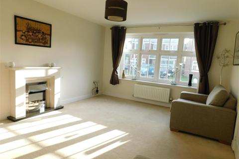 10 Braeburn Close, Stourport-on-severn, DY13 8DQ