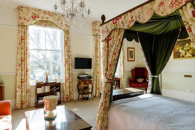 Principle Bedroom