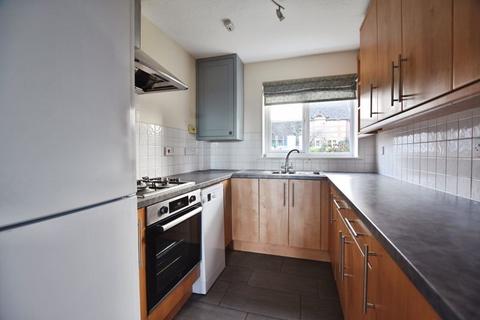 3 bedroom semi-detached house to rent, Hamilton Park, Downton