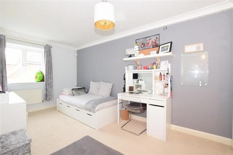 9 High Trees, Fittleworth, Pulborough, RH20 1HH
