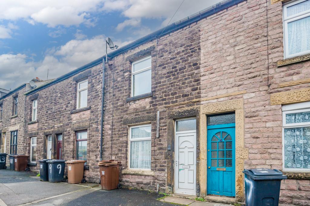 Midland Terrace, Fairfield Road, Buxton, SK17 2 bed terraced house £