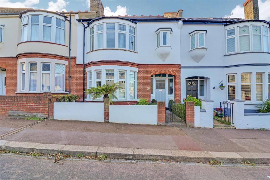Eastwood Boulevard, WestcliffOnSea 3 bed terraced house £425,000