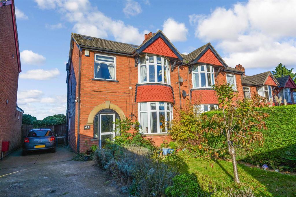 Station Road, Scunthorpe 4 bed semidetached house £135,000