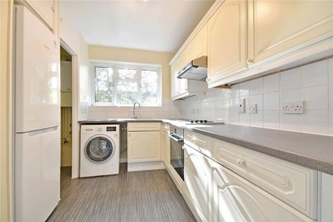 2 bedroom flat to rent, Vines Avenue, Finchley Central, London, N3