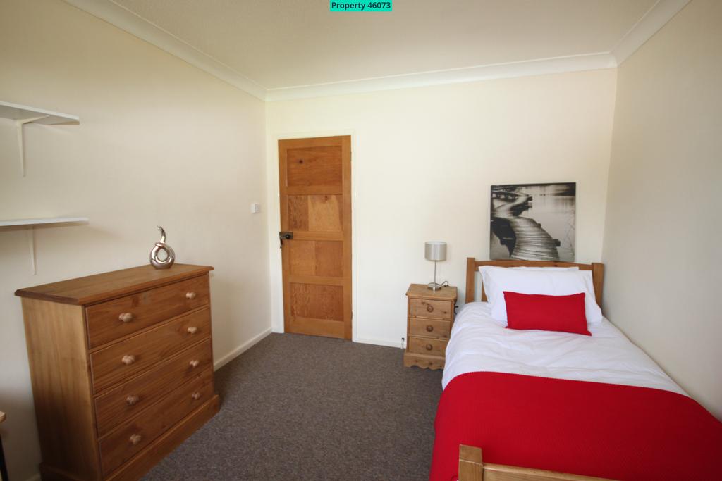 Bedrooom 2