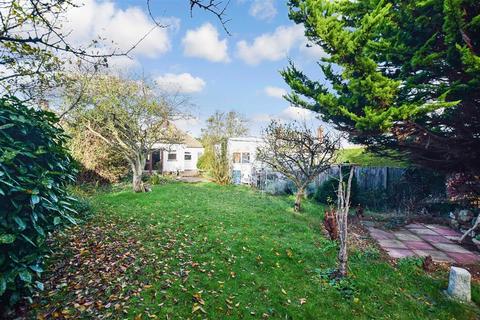 64 Botany Road, Kingsgate, Broadstairs, CT10 3SF
