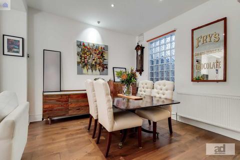 44 Adelaide Road, London, E10 5NW