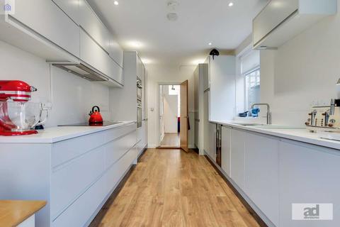 44 Adelaide Road, London, E10 5NW