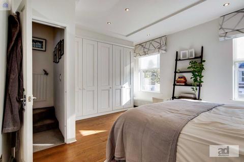 44 Adelaide Road, London, E10 5NW