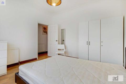 68 Dunedin Road, London, E10 5NJ