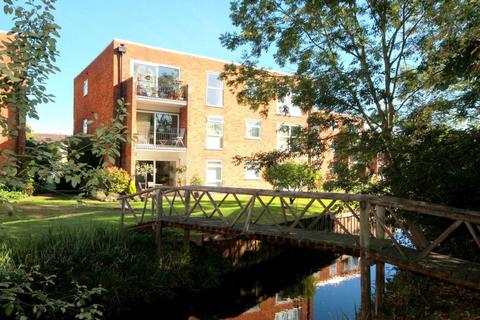 63 River Park, Hemel Hempstead, HP1 1RB