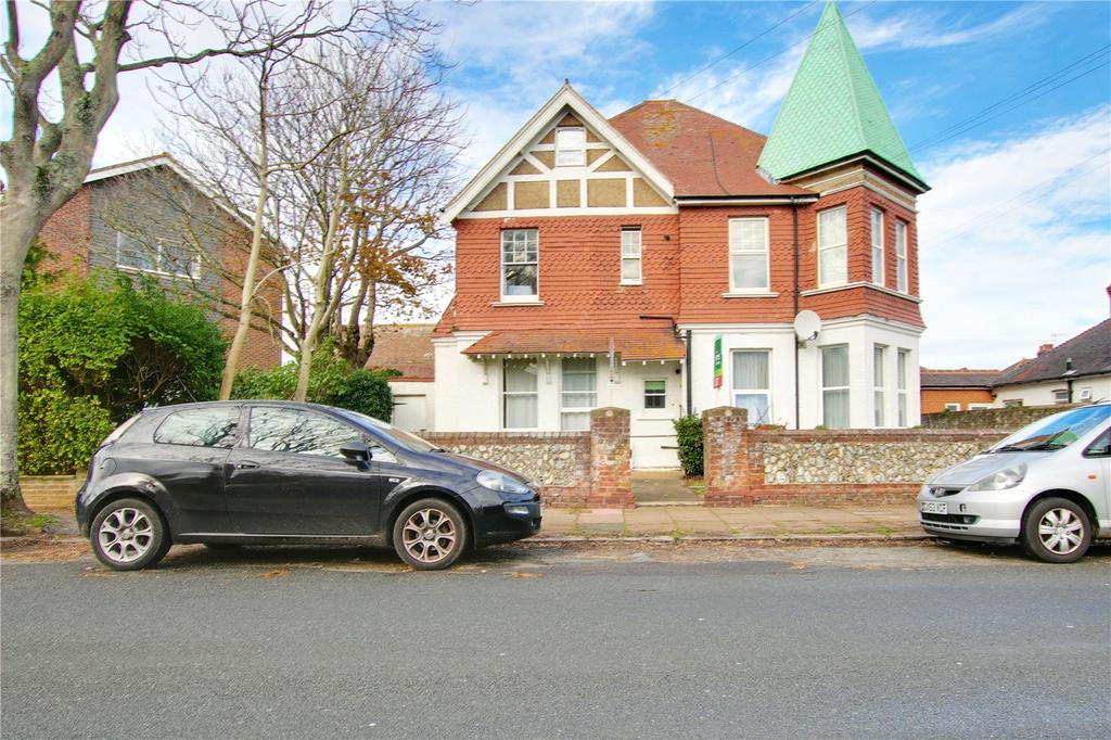 Reigate Road, Worthing, West Sussex, BN11 1 bed apartment £170,000