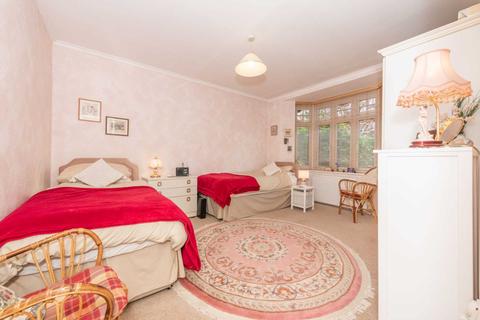 43 Common View, Letchworth Garden City, SG6 1BZ