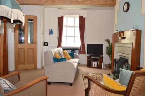 9 Copster Place, Oldham, OL8 3DH