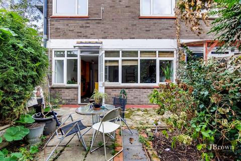503 Cable Street, London, E1W 3ER