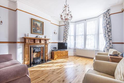 115 Inchmery Road, London, SE6 2NB